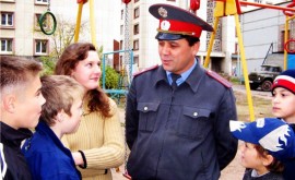 Полиция Новгорода решила встретиться с несовершеннолетними жителями города