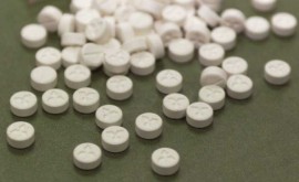Полиция: наркоманы из Одессы отсылали метадон для продажи на Днепре